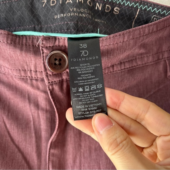 7 Diamonds Dynamic 7" Hybrid Performance Short Sz 38 Burgundy - Picture 6 of 8